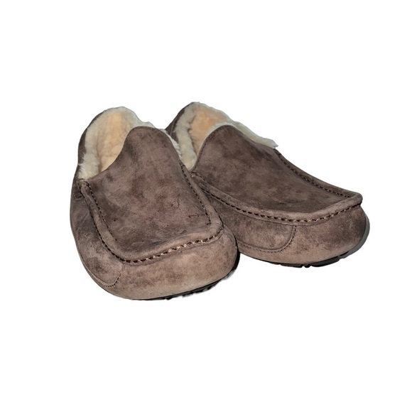 UGG Men Slippers Size 11